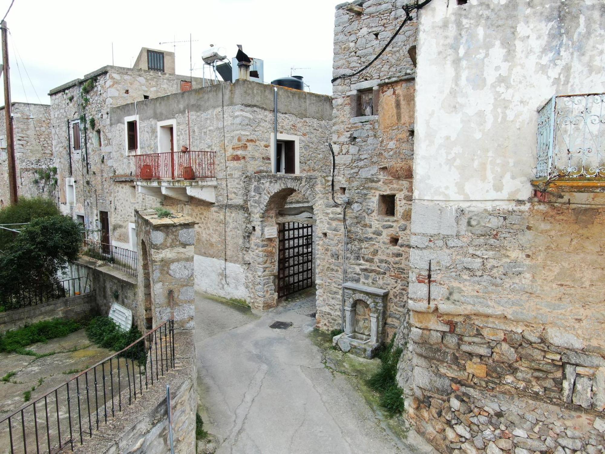 Byzantine Home In The Castle Mestá Exterior foto